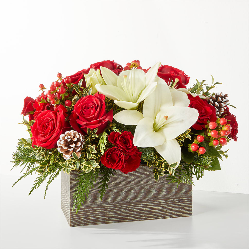 Snowy Wonderland Bouquet – Dutch Floral, Edina MO