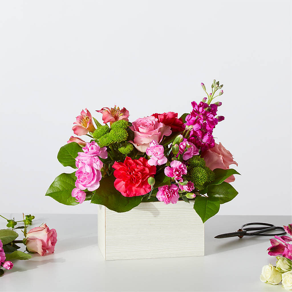 Sweetberry Box – A Florist Original – Dutch Floral, Edina MO