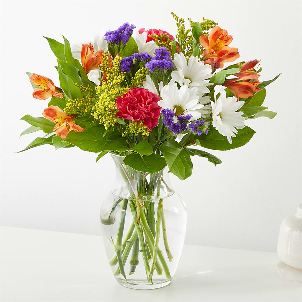 Oopsie Daisy Bouquet – Dutch Floral, Edina MO