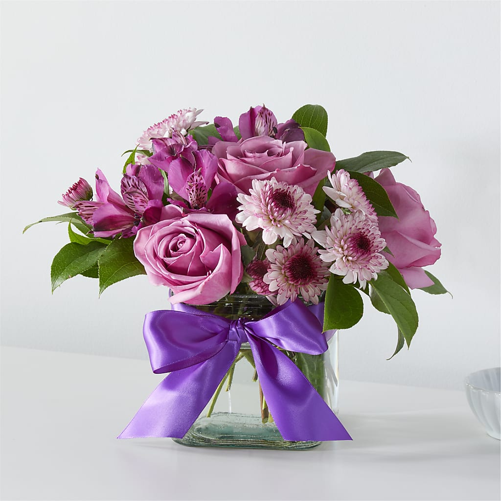 Sugarplum Bouquet – Dutch Floral, Edina MO