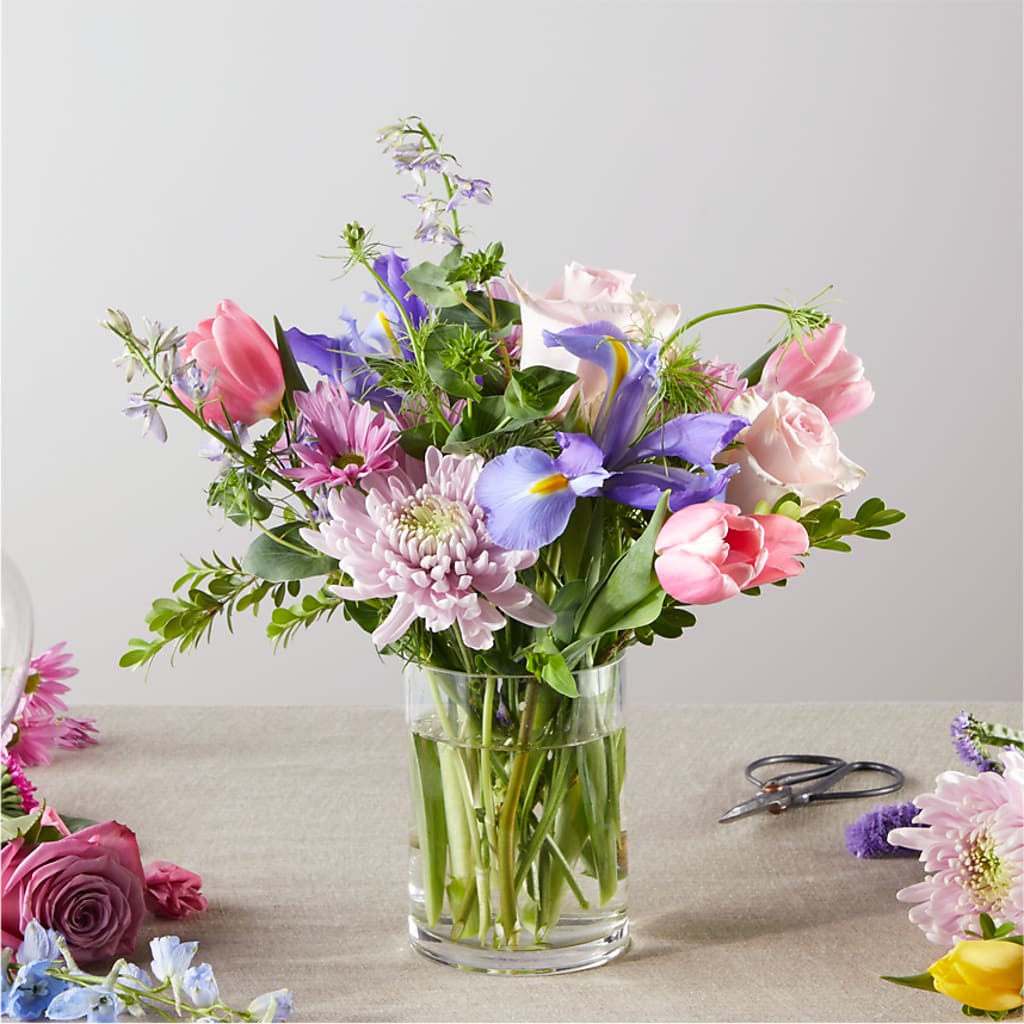 Pastel Tradition - A Florist Original – Dutch Floral, Edina MO