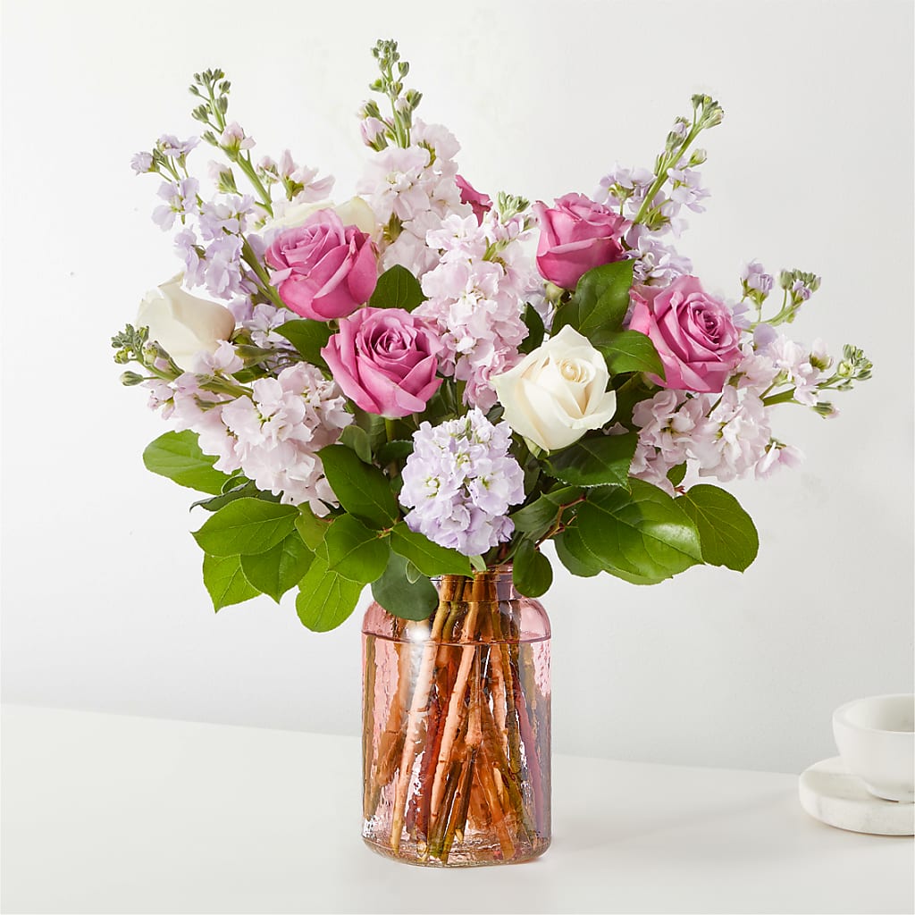 Springtime Spritz Bouquet – Dutch Floral, Edina MO