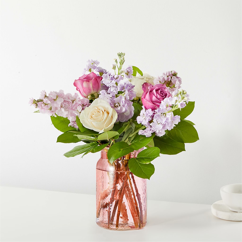 Springtime Spritz Bouquet – Dutch Floral, Edina MO