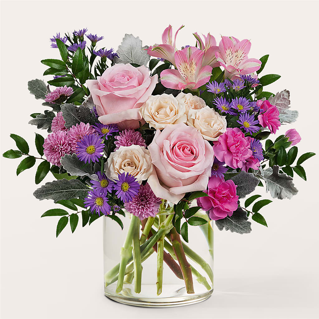 Light as a Feather Bouquet – Dutch Floral, Edina MO