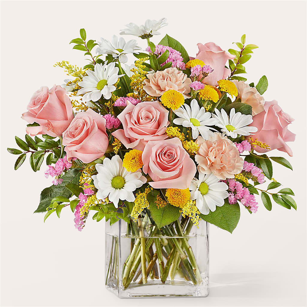 Country Cottage Bouquet – Dutch Floral, Edina MO