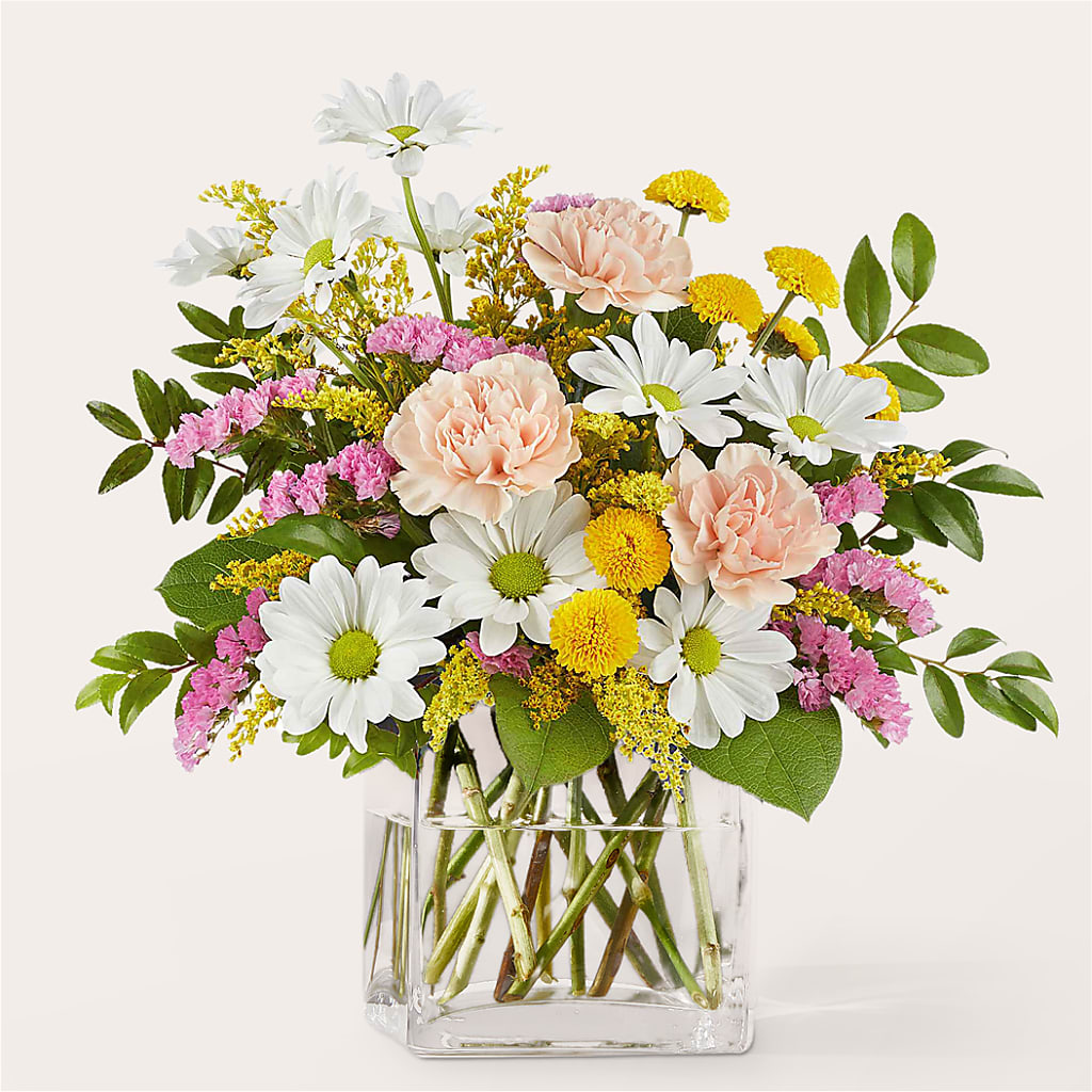 Country Cottage Bouquet – Dutch Floral, Edina MO