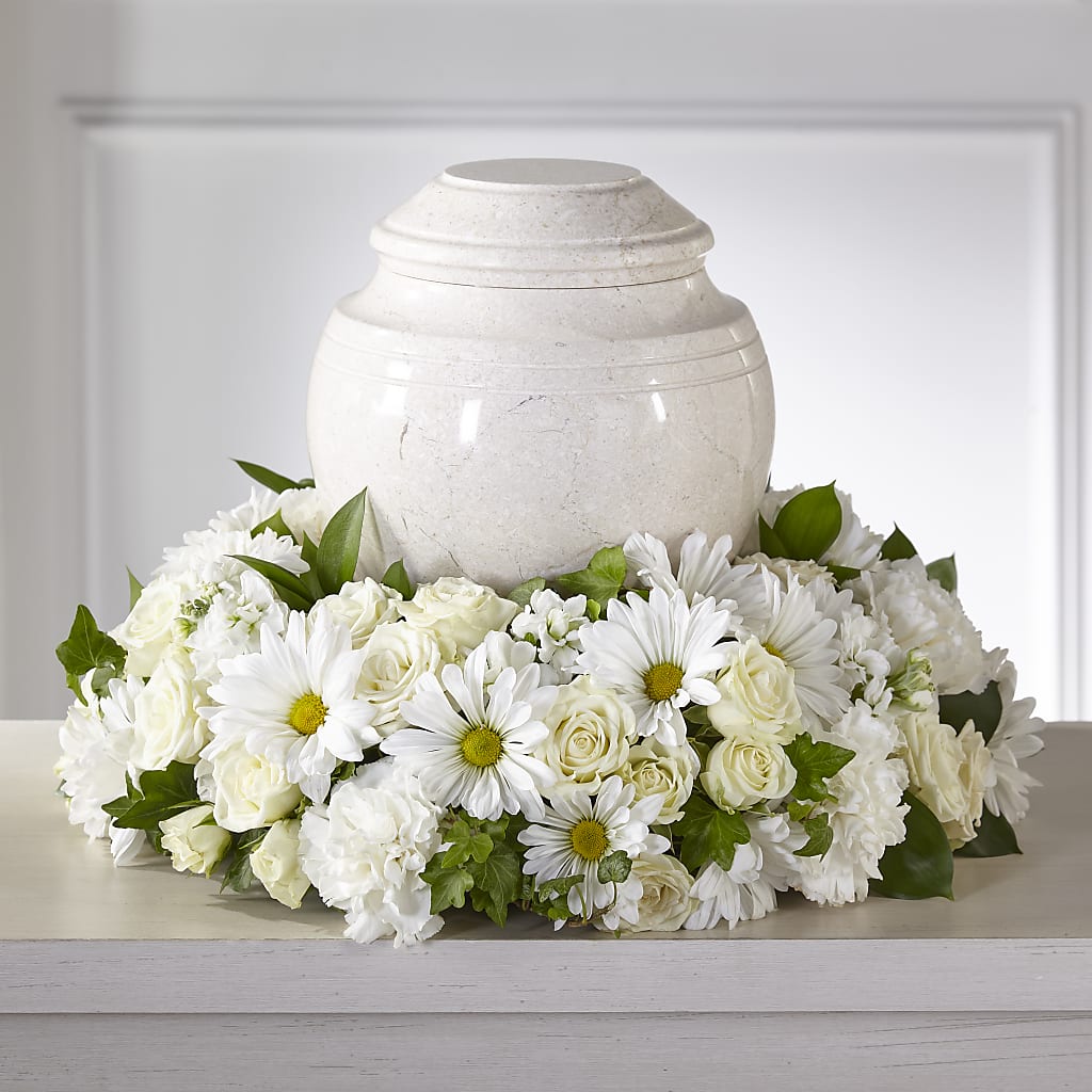Ivory Gardens Cremation Adornment – Dutch Floral, Edina MO