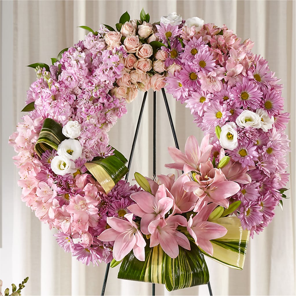 Gift of Warmth Wreath – Dutch Floral, Edina MO