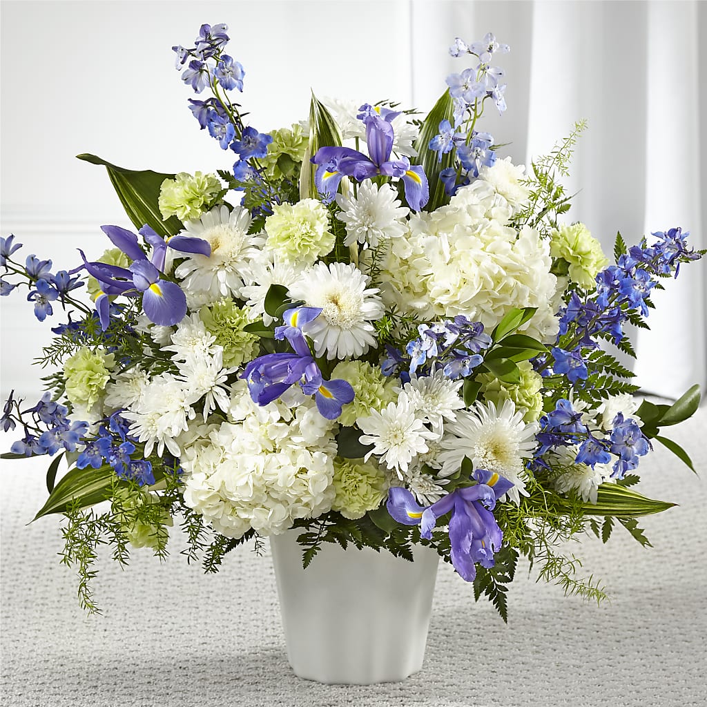 Soft Serenity Floor Basket – Dutch Floral, Edina MO