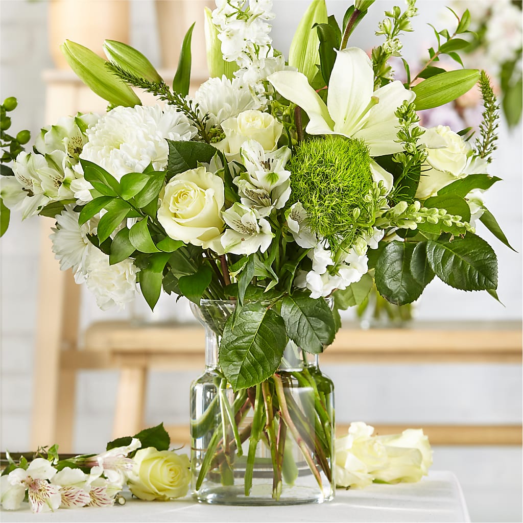 Classic Ivory – A Florist Original – Dutch Floral, Edina MO