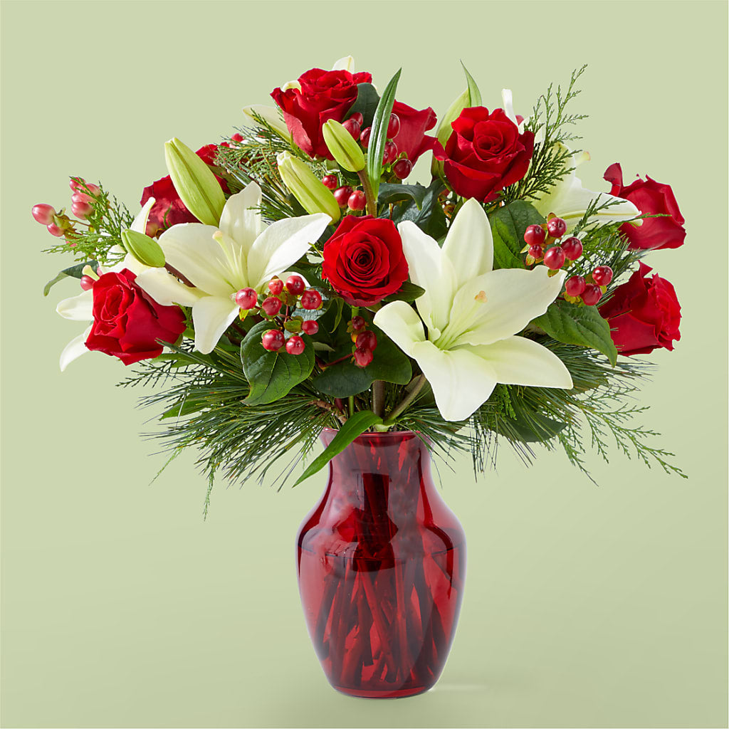 Evergreen Delight Bouquet – Dutch Floral, Edina MO