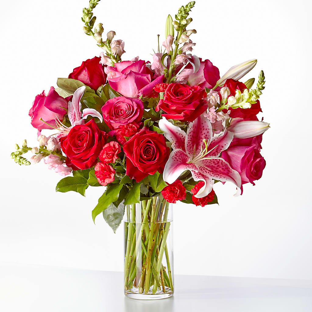 Love at First Sight Bouquet – Dutch Floral, Edina MO