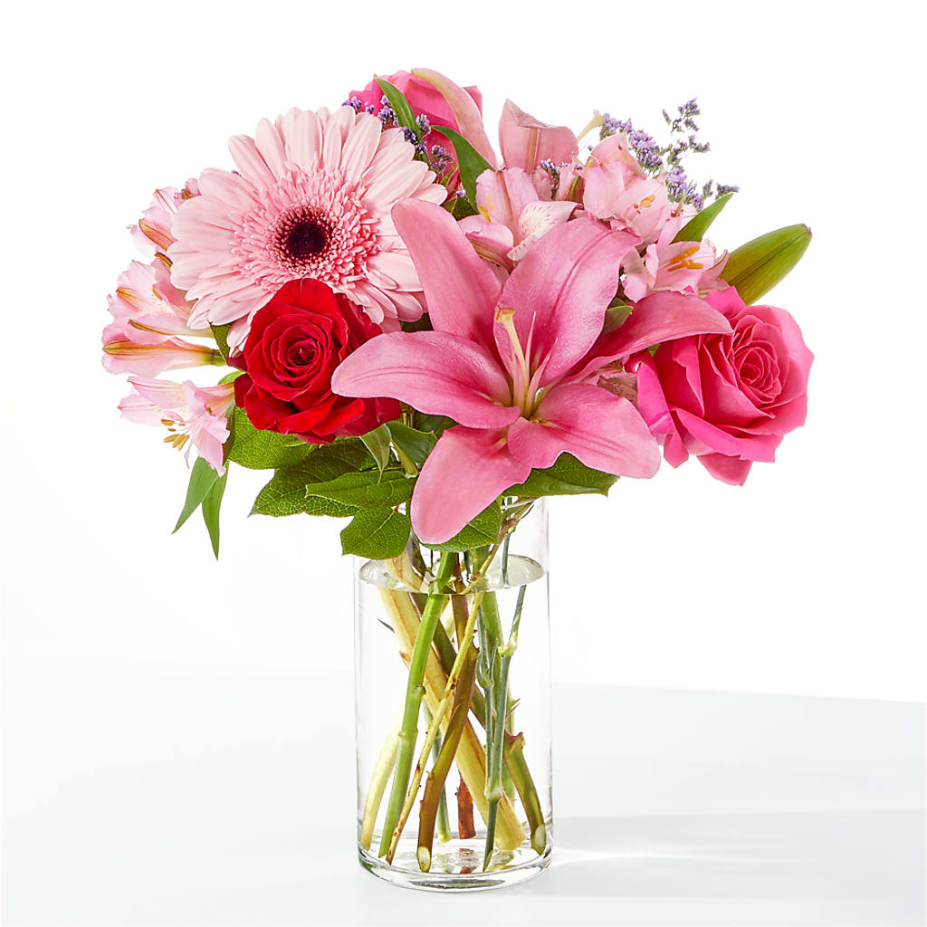 Lots of Love Bouquet – Dutch Floral, Edina MO