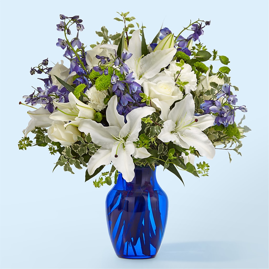 Santorini Bouquet – Dutch Floral, Edina MO