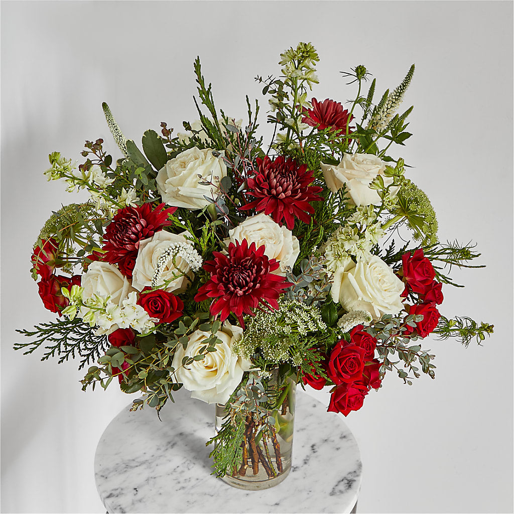 Favorite Traditions Bouquet – Dutch Floral, Edina MO