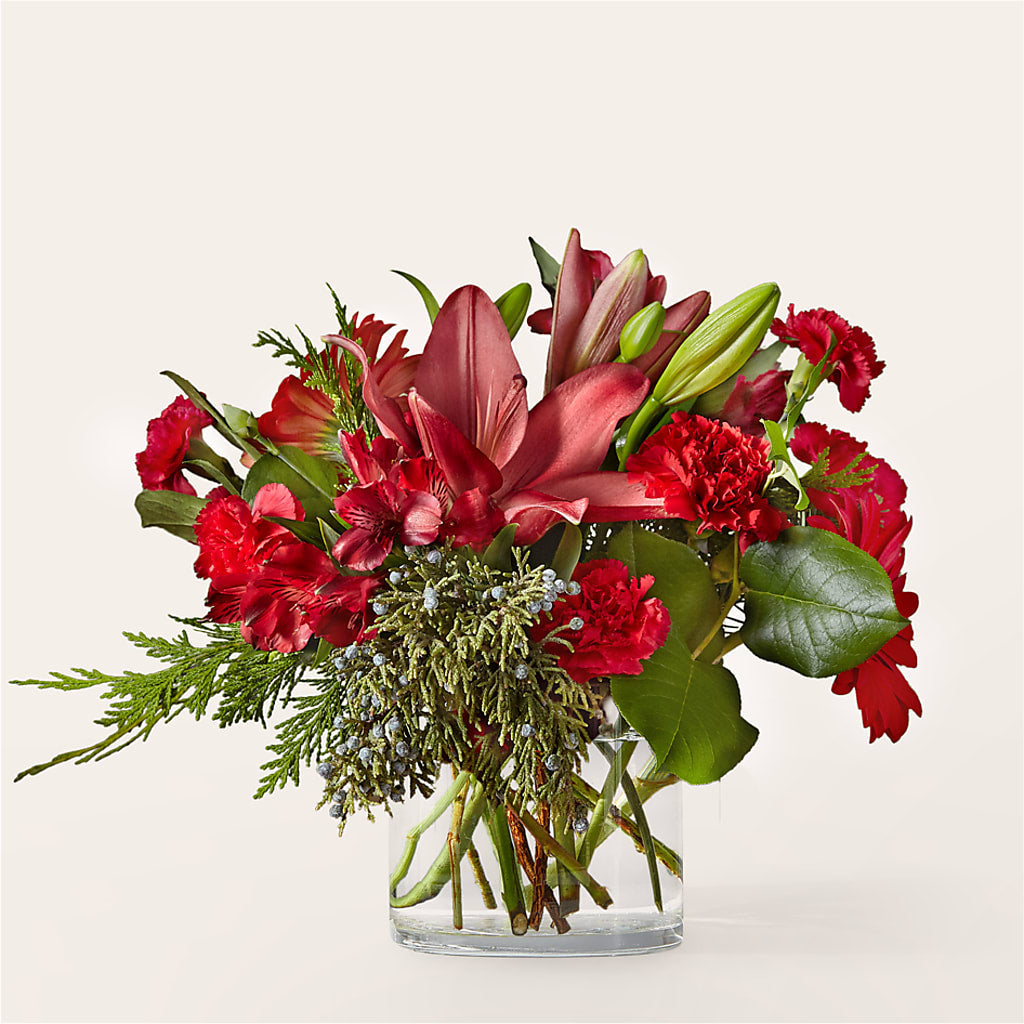 Friendsmas Bouquet – Dutch Floral, Edina MO