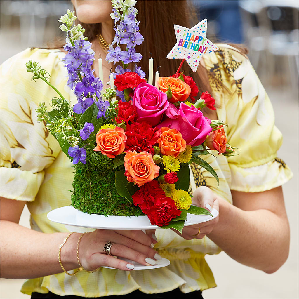 Best Year Yet Floral Cake – Dutch Floral, Edina MO