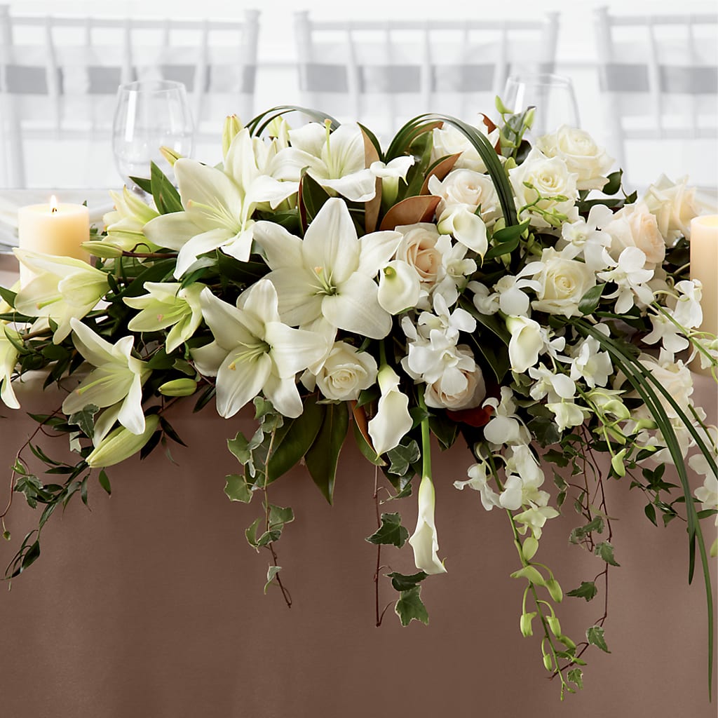 White Linen Arrangement – Dutch Floral, Edina MO