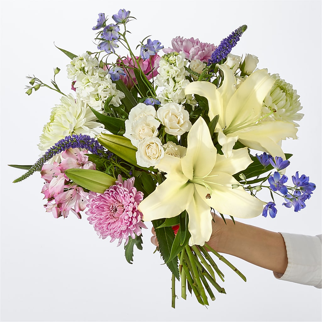 Winter Celebration Bouquet –  Dutch Floral, Edina MO