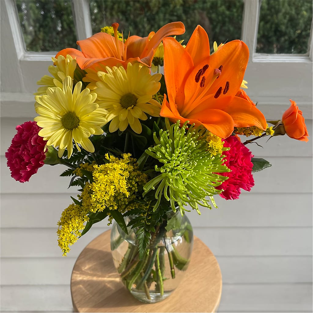 Bold & Bright – A Florist Original –  Dutch Floral, Edina MO