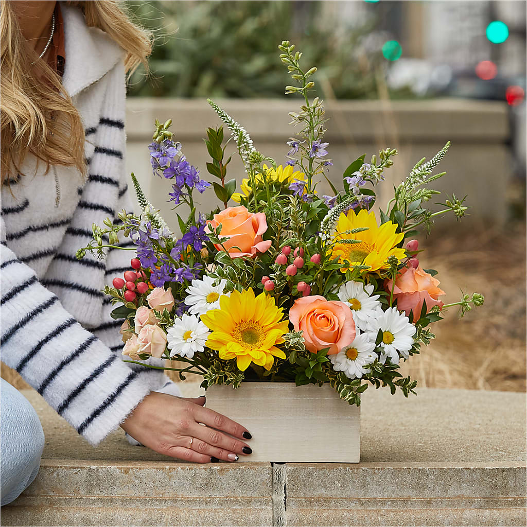 The Good Life Bouquet –  Dutch Floral, Edina MO