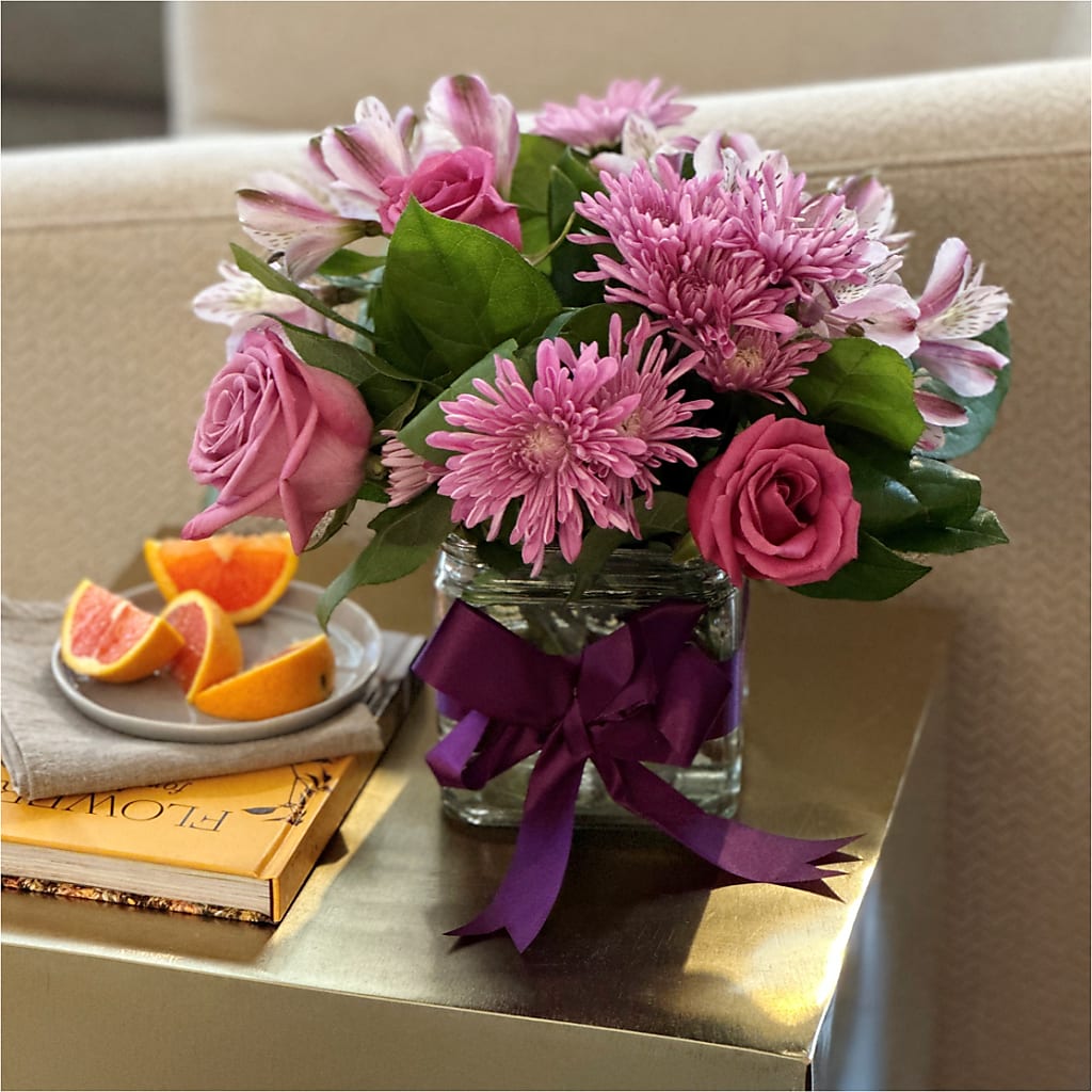 Sugarplum Bouquet –  Dutch Floral, Edina MO