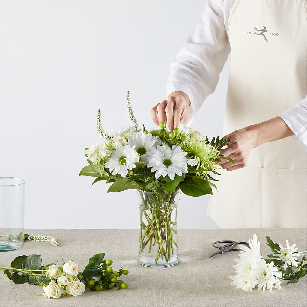 Irish Garden - A Florist Original –  Dutch Floral, Edina MO