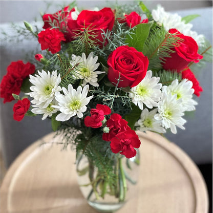 Seasonal Magic Bouquet –  Dutch Floral, Edina MO