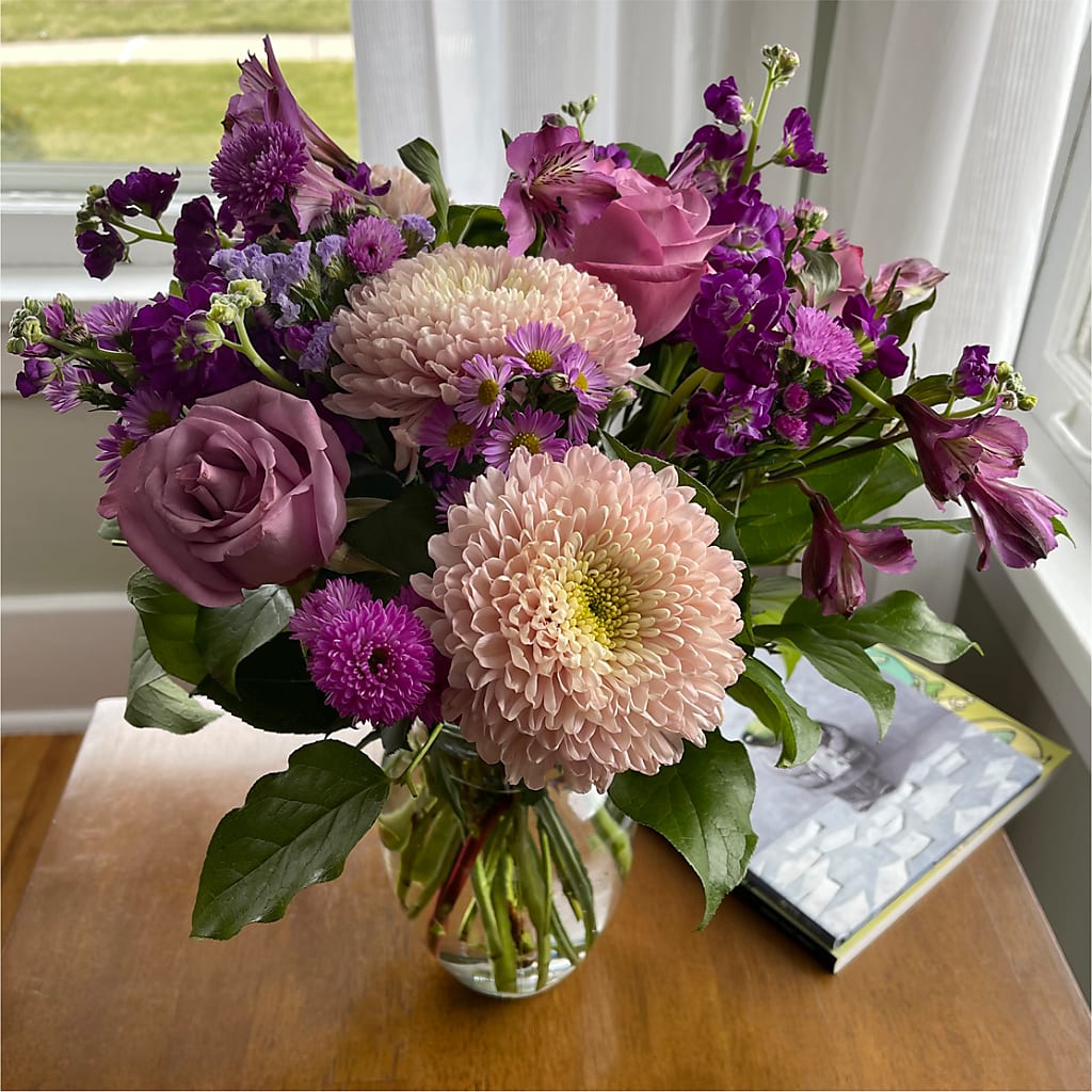 Ultraviolet Bouquet –  Dutch Floral, Edina MO