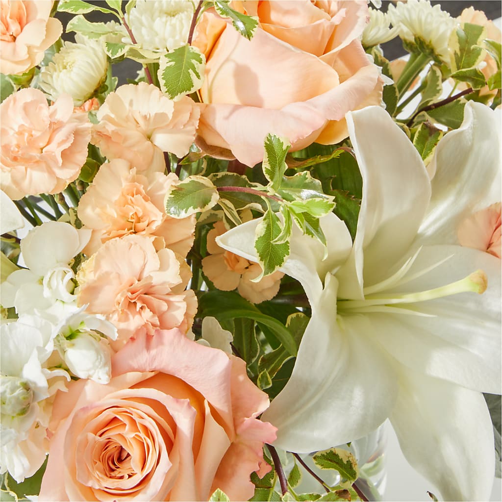 Darling Bouquet –  Dutch Floral, Edina MO
