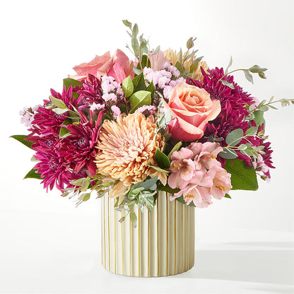 Berry Cobbler Bouquet with Ivory Vase –  Dutch Floral, Edina MO