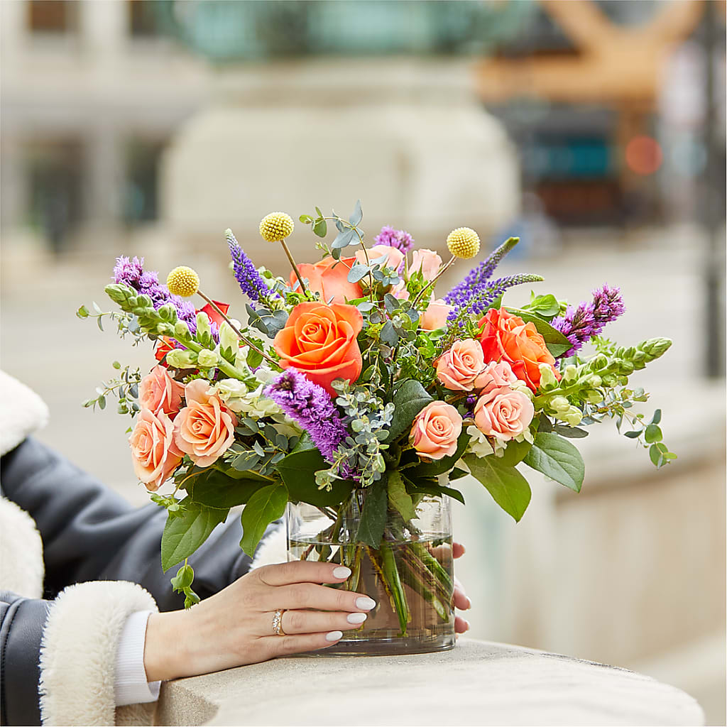 The Standout Bouquet –  Dutch Floral, Edina MO