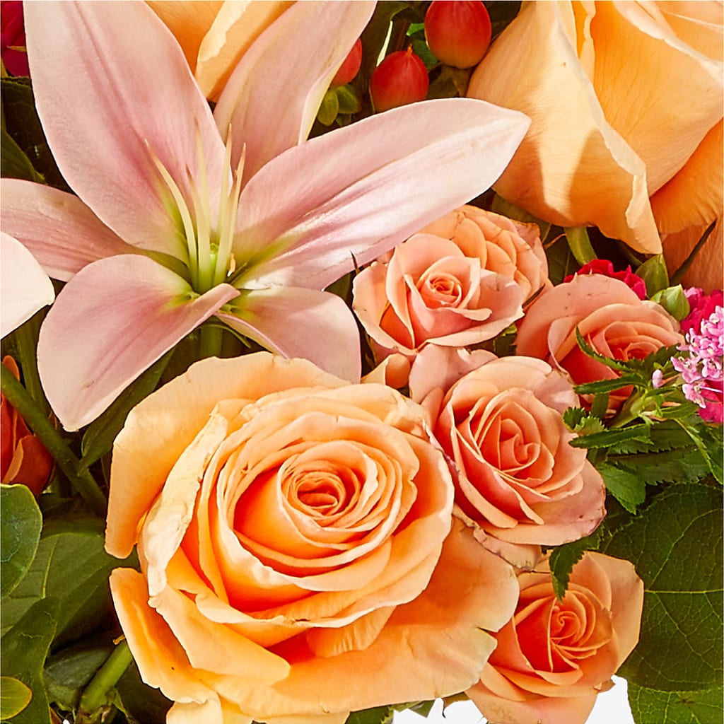 Bisous Bouquet –  Dutch Floral, Edina MO